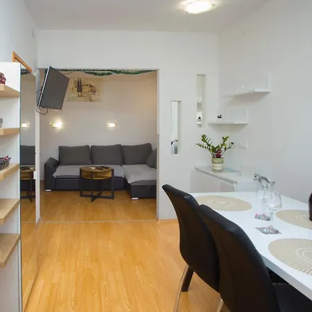 Apartamento Adria *