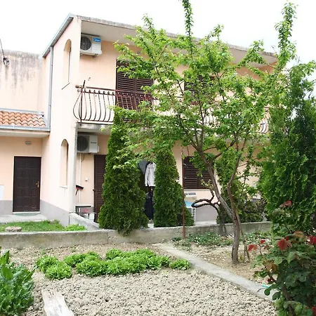 Apartman Adria *